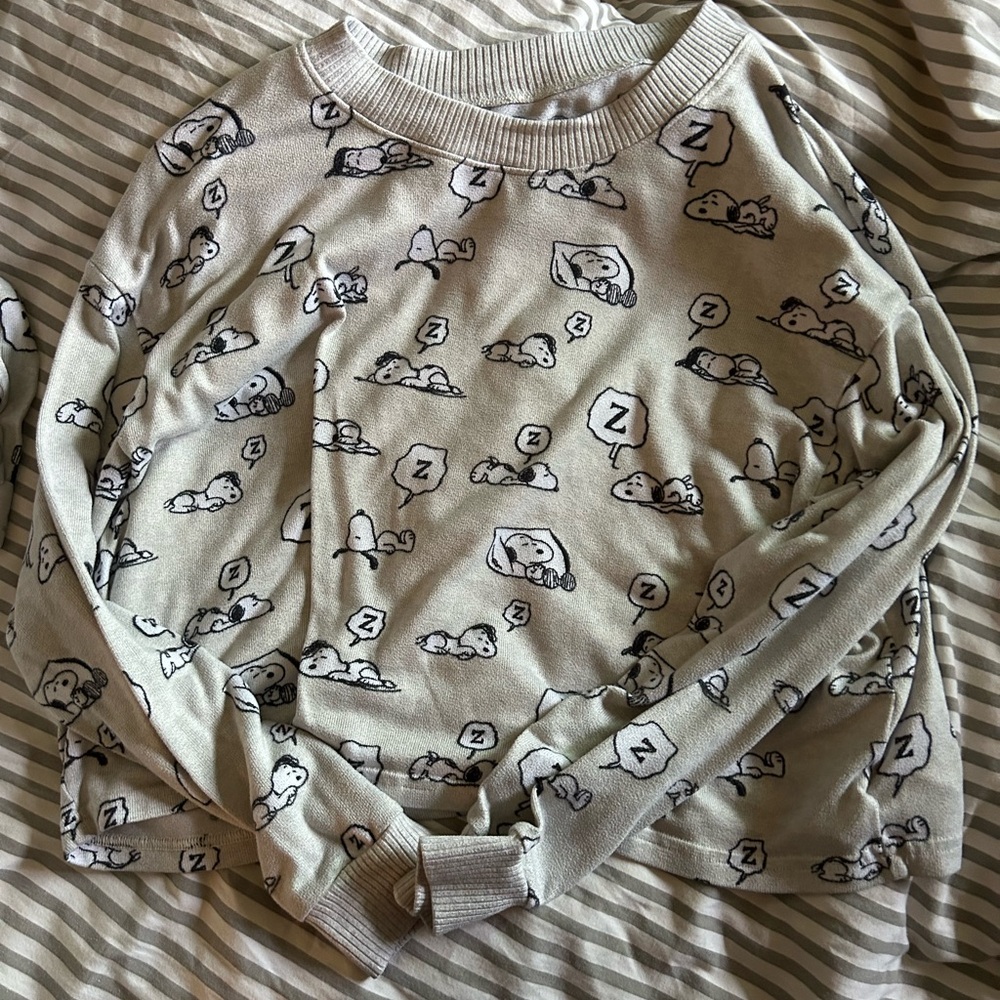 American Eagle Outfitters Beige Snoopy Print Pajama Top